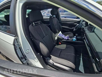 2023 Honda Accord Hybrid Sport - miniatura 18