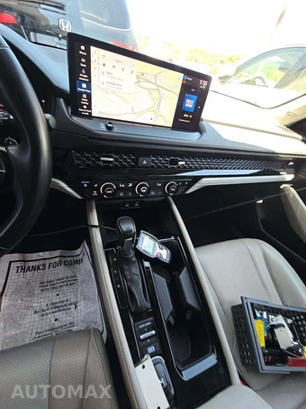 2023 Honda Accord Hybrid Touring - miniatura 10