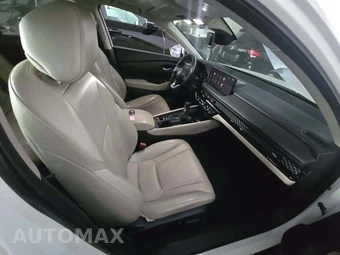 2023 Honda Accord Hybrid Touring w/o BSI - miniatura 18