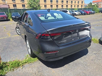2023 Honda Accord Sedan LX - miniatura 2