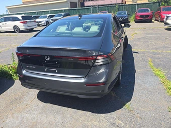 2023 Honda Accord Sedan LX - miniatura 3
