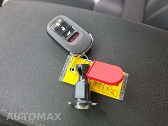 2023 Honda Civic Hatchback LX - miniatura 8