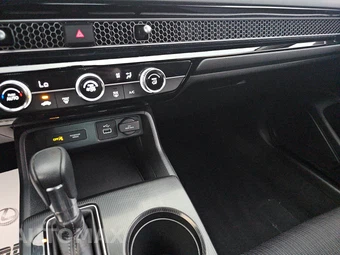 2023 Honda Civic Sedan LX - miniatura 11