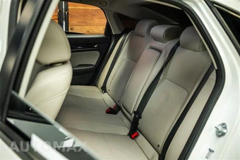 2023 Honda Civic Sedan Touring - miniatura 10