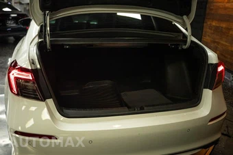 2023 Honda Civic Sedan Touring - miniatura 7