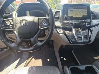 2023 Honda Odyssey Elite 118.1" WB - miniatura 10