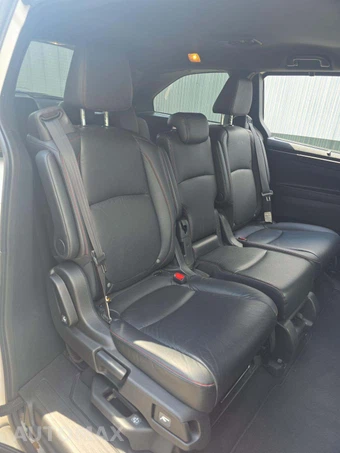 2023 Honda Odyssey Sport 118.1" WB - miniatura 17