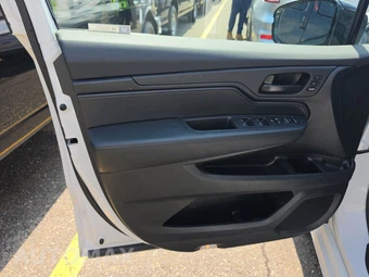 2023 Honda Odyssey Sport 118.1" WB - miniatura 14