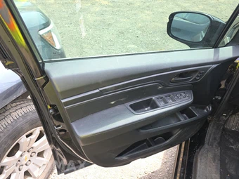 2023 Honda Odyssey Sport 118.1" WB - miniatura 9