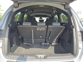 2023 Honda Odyssey Sport 118.1" WB - miniatura 15