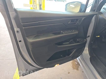 2023 Honda Odyssey Sport 118.1" WB - miniatura 9