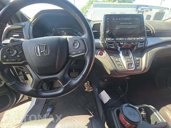 2023 Honda Odyssey Sport 118.1" WB - miniatura 10