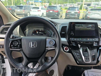 2023 Honda Odyssey Touring 118.1" WB - miniatura 10