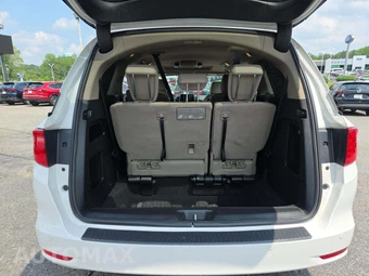 2023 Honda Odyssey Touring 118.1" WB - miniatura 15