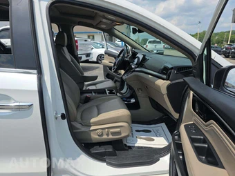 2023 Honda Odyssey Touring 118.1" WB - miniatura 19