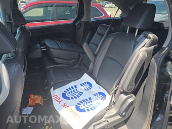 2023 Honda Odyssey Touring 118.1" WB - miniatura 13