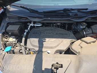 2023 Honda Odyssey Touring 118.1" WB - miniatura 16