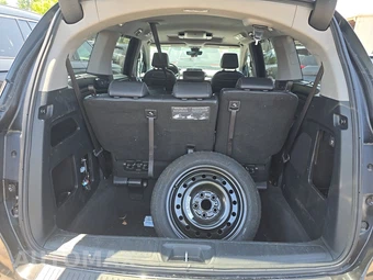 2023 Honda Odyssey Touring 118.1" WB - miniatura 17