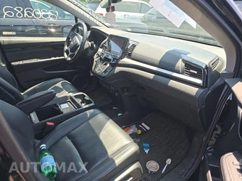 2023 Honda Odyssey Touring 118.1" WB - miniatura 8