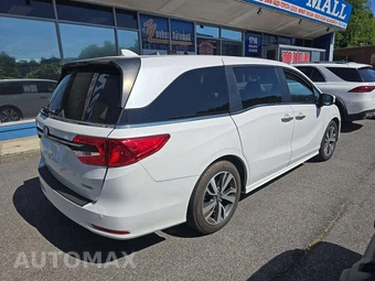 2023 Honda Odyssey Touring 118.1" WB - miniatura 3