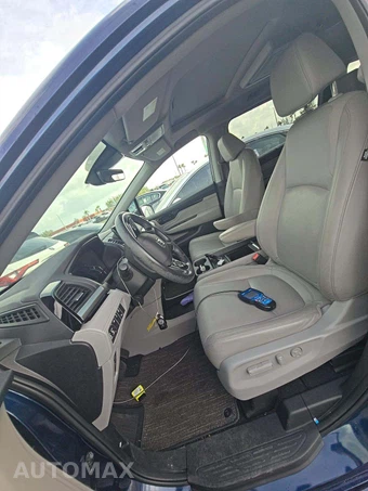 2023 Honda Odyssey Touring 118.1" WB - miniatura 6