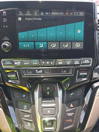 2023 Honda Odyssey Touring 118.1" WB - miniatura 26