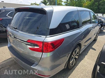 2023 Honda Odyssey Touring 118.1" WB - miniatura 3