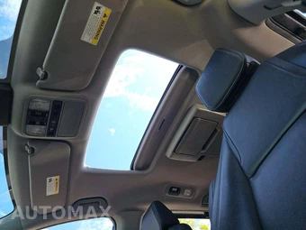 2023 Honda Odyssey Touring 118.1" WB - miniatura 11