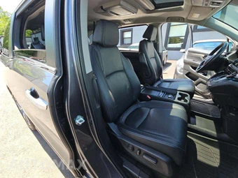 2023 Honda Odyssey Touring 118.1" WB - miniatura 19