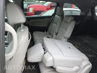 2023 Honda Odyssey Touring 118.1" WB - miniatura 13