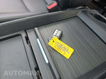 2023 Honda Odyssey Touring 118.1" WB - miniatura 8