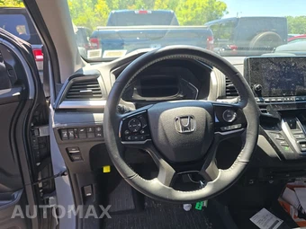 2023 Honda Odyssey Touring 118.1" WB - miniatura 10