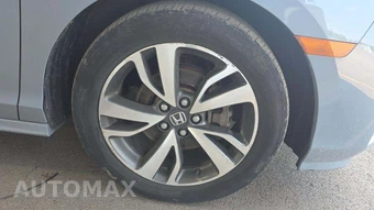 2023 Honda Odyssey Touring 118.1" WB - miniatura 30