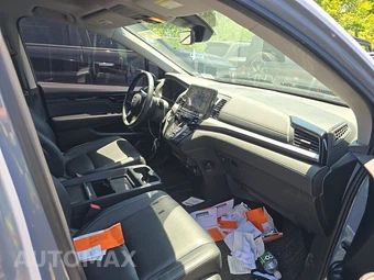 2023 Honda Odyssey Touring 118.1" WB - miniatura 8