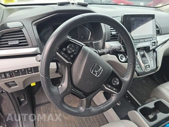 2023 Honda Odyssey Touring 118.1" WB - miniatura 10