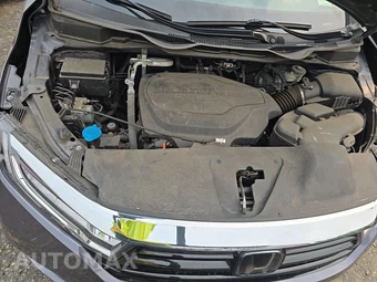 2023 Honda Odyssey Touring 118.1" WB - miniatura 16