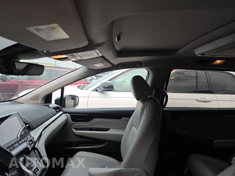2023 Honda Odyssey Touring 118.1" WB - miniatura 20