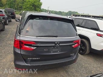 2023 Honda Odyssey Touring 118.1" WB - miniatura 5