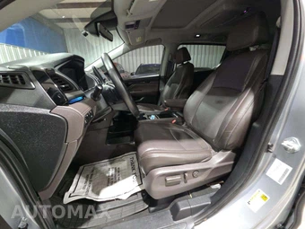 2023 Honda Odyssey Touring 118.1" WB - miniatura 3