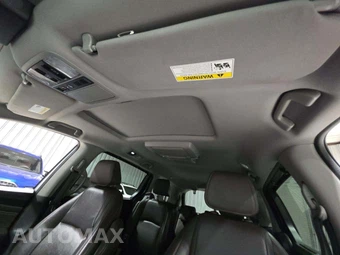 2023 Honda Odyssey Touring 118.1" WB - miniatura 8