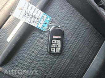 2023 Honda Odyssey Touring 118.1" WB - miniatura 8