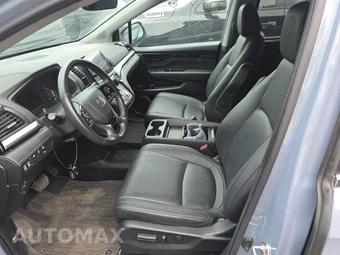2023 Honda Odyssey Touring 118.1" WB - miniatura 7