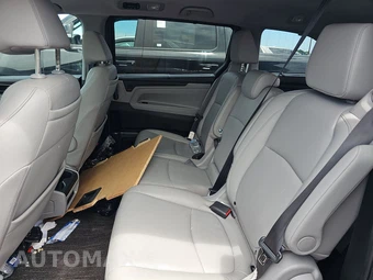 2023 Honda Odyssey Touring 118.1" WB - miniatura 13