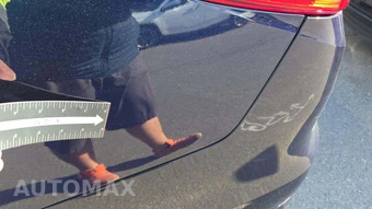 2023 Honda Odyssey Touring 118.1" WB - miniatura 2