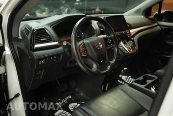 2023 Honda Odyssey Touring 118.1" WB - miniatura 10