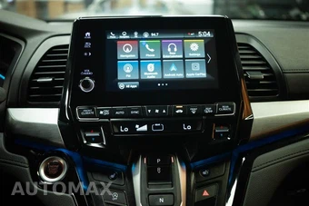 2023 Honda Odyssey Touring 118.1" WB - miniatura 21