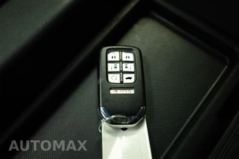 2023 Honda Odyssey Touring 118.1" WB - miniatura 26