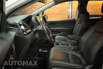 2023 Honda Odyssey Touring 118.1" WB - miniatura 9