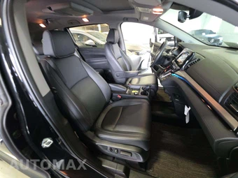 2023 Honda Odyssey Touring 118.1" WB - miniatura 19