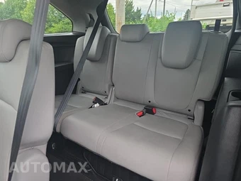 2023 Honda Odyssey Touring 118.1" WB - miniatura 11